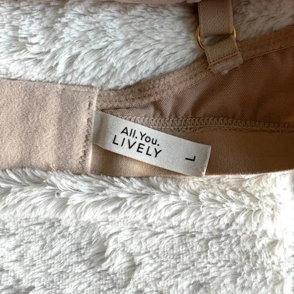 Lively The Straight Up Mesh Bralette - Size Large - Picture 4 of 6